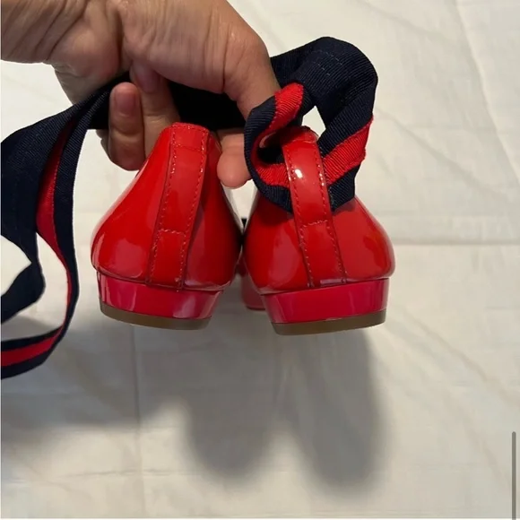 Tory Burch Maritime Flats Red Patent Leather  Tie Up 8.5 - Picture 6 of 7